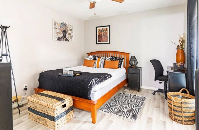 Private Bed, Bath & Kitchenette (African-Themed)