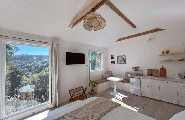 Private Bungalow in Charming Sausalito with WiFi