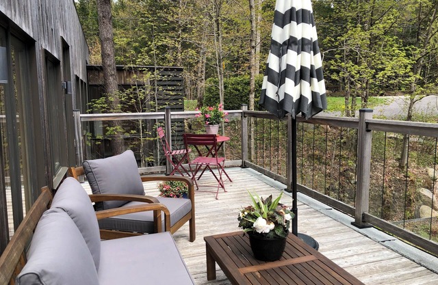 Privates modernes Zuhause | Atemberaubende landschaft | Wasserzugang | Familienfreundlich