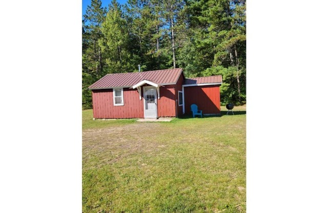 Private Cabin 3 between munising and manistique