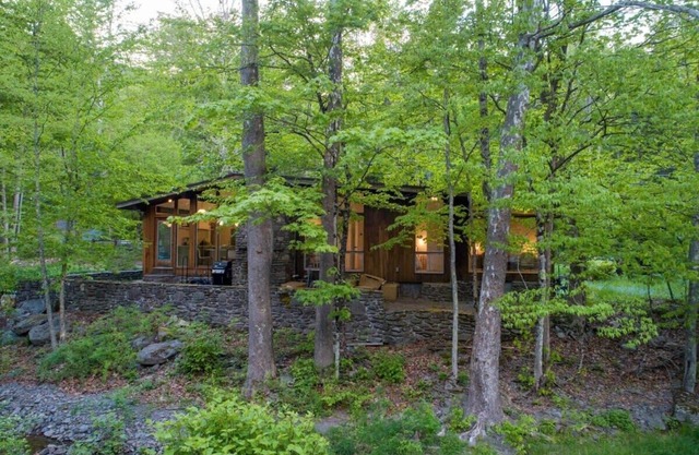 Private Cabin by River with Fireplace