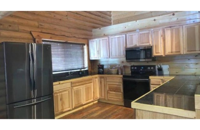 Private Cabins - 2 Queens