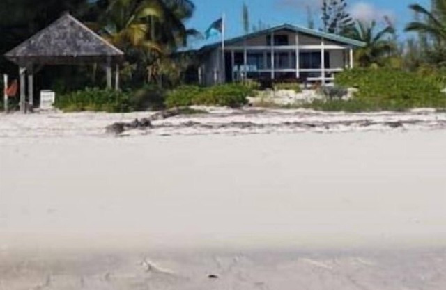 Private Casa on Bonefish Beach - also a Motorboat and Sailboat for rent