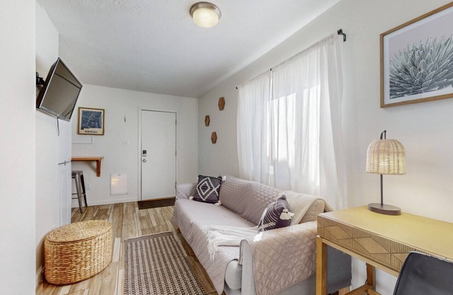 Private Casita *Minutes to River Trails & Dining*