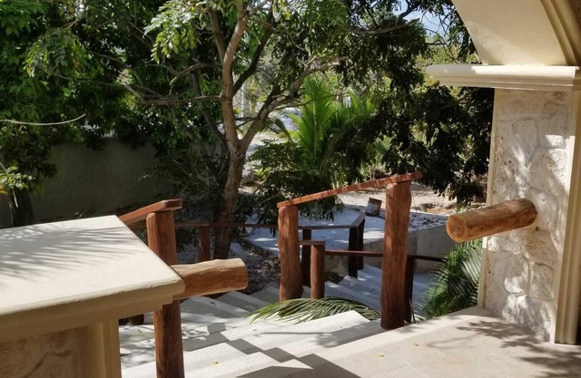 Private Comfortable Apartments 5min from Supermarket & Marina