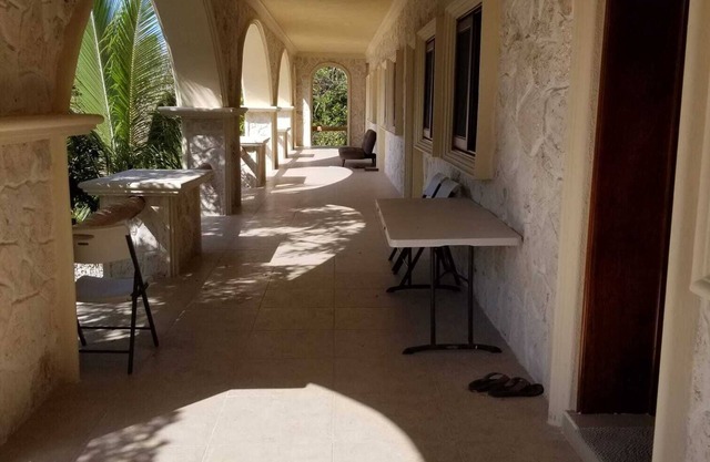 Private Comfortable Apartments 5min from Supermarket & Marina