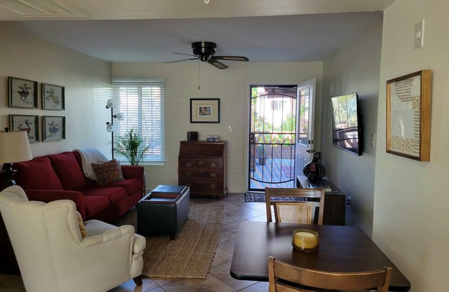 Private Condo in Arizona Sunshine. Furnished for long or short term Rental