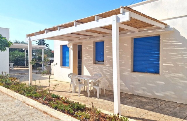 Private cottage 4 places, 2 rooms, in residence