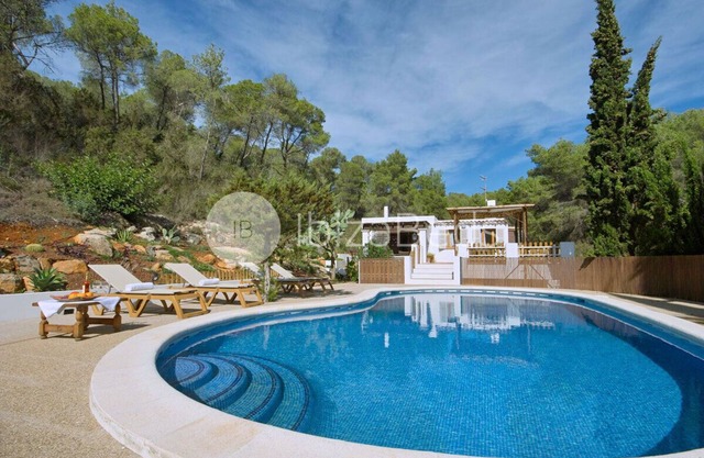 Private Land Villa Strand und Stadt 6 km entfernt, Wireless LAN, Klimaanlage, Swimmingpool