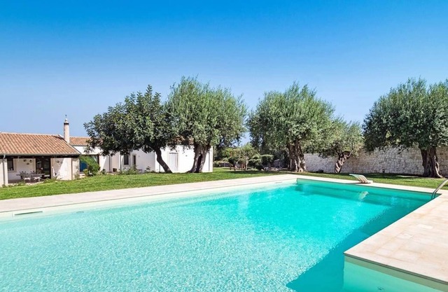 Private Villa auf dem Land mit privatem Pool