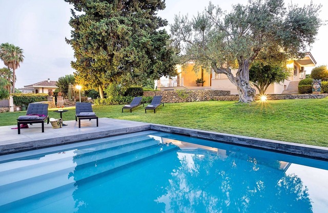 Private Landhausvilla mit Schwimmbad