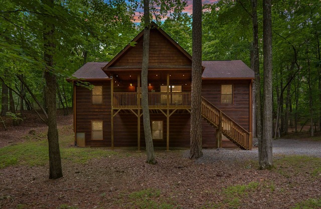 Fire Pits and S'more & Nature Galore - Vacation Rental in Ellijay