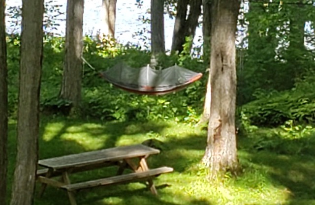 Privates gemütliches Ferienhaus am Bobs Lake mit Bootsanleger