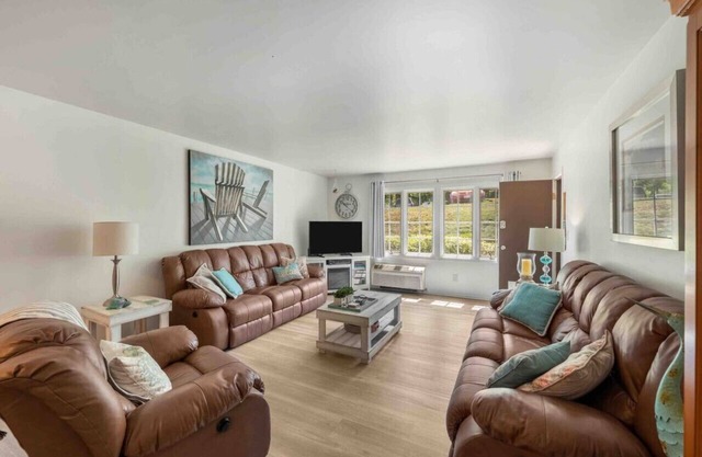 Private & Cozy Villa on Zurich in LG