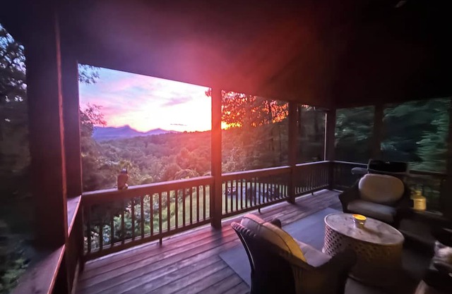 Zollhaus! Eingezäuntes Naturschutzgebiet! Spektakuläre Aussicht! Saphir / Kassierer Bereich.