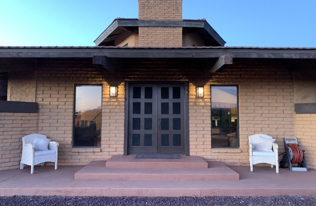 Private Desert Escape Close to Downtown