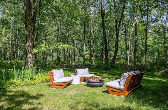 Private Designer Retreat sleeps 10 near Rhinebeck