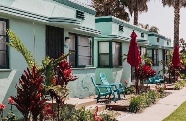 Private, Detached Fun Cottage in North Park
