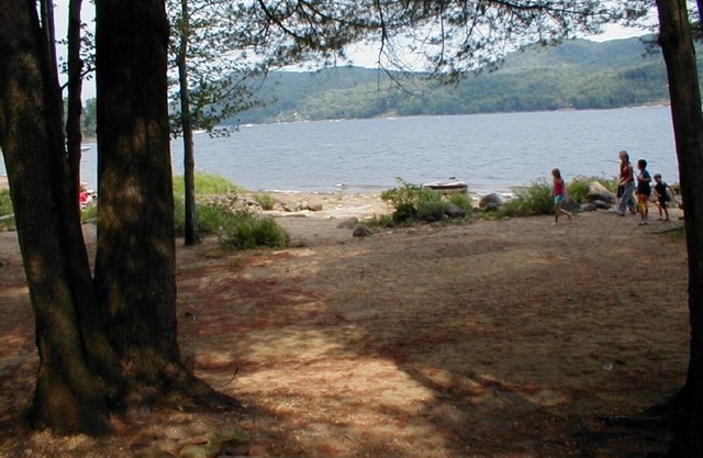 Privates Dock in geschützter Bucht