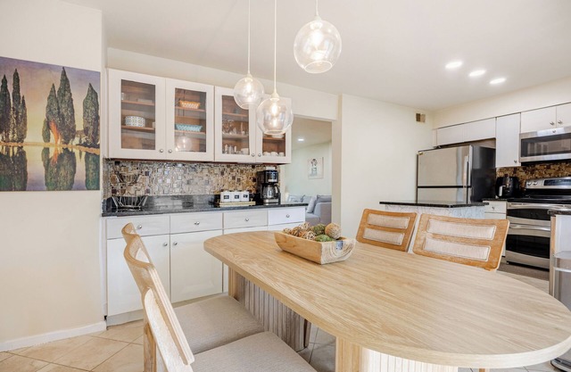 Private Downtown Herndon Escape - Full Amenities