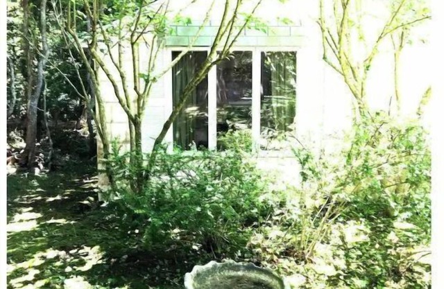Private East Hampton Cottage, 5 min. Bike to ocean beaches, EH & Amag. villages