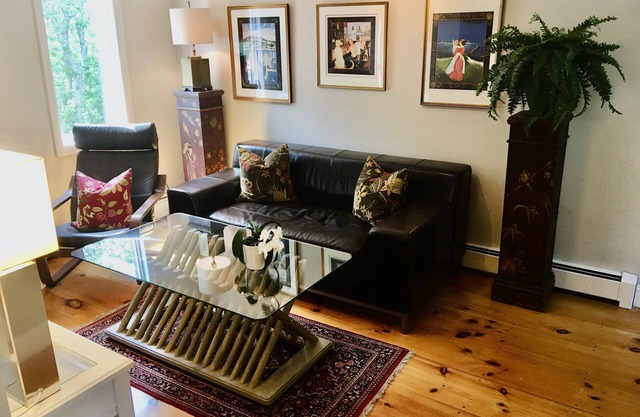 Private suite upstairs: bedroom, office, TV room, bathroom & a large deck.