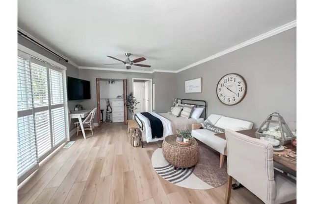 Private Entry Elegant Quiet Safe Cozy Studio Suite