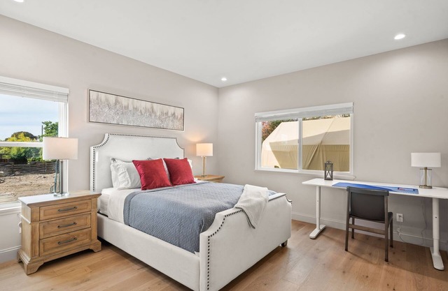 Private Entry Newly Constructed Suite