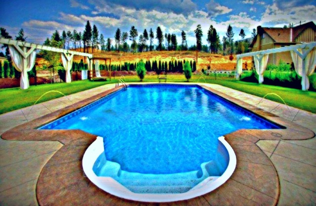 Privathaus mit Luxus-Salzwasser-Pool in der Nähe von Summerhill & CedarCreek Vineyards