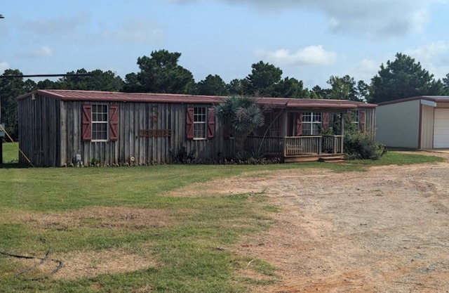 Private Fishing on Longhorn Ranch with Beautiful Views sleeps 6