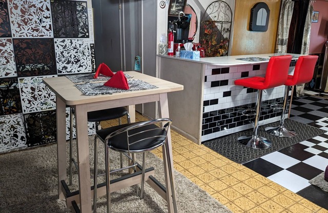 Private, free parking and laundry. Centrally located to everything The Roadhouse