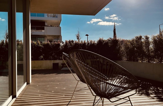 Private Gartenwohnung-Belas Country Club