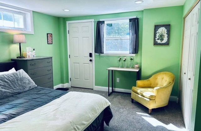 Private Garden Studio in Old Town Lafayette