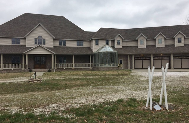 Privates, gated Herrenhaus auf 17 Hektar, nur wenige Minuten von Branson, MO