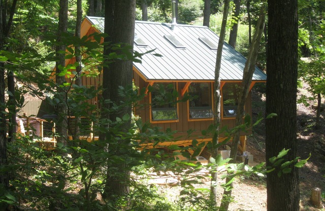 Private Getaway-17 Meilen nach Asheville, Whirlpool und Kamin, tierfreundlich