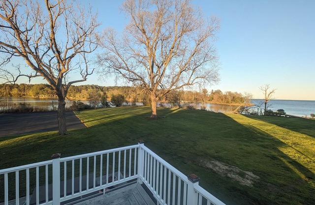 Private Getaway at Four Waters Estate!