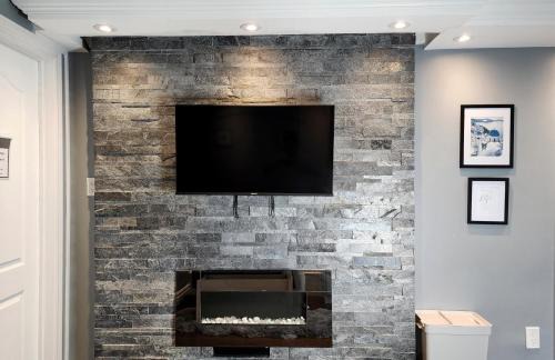 Private Greece inspired guest suite in Erindale