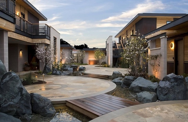 Private Haven of Refined Luxury! Rooftop Pool & Spa Near Napa Valley Vineyards
