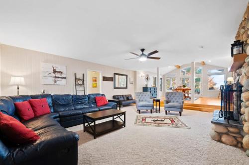 Private Home 2 miles to Downtown Bellaire