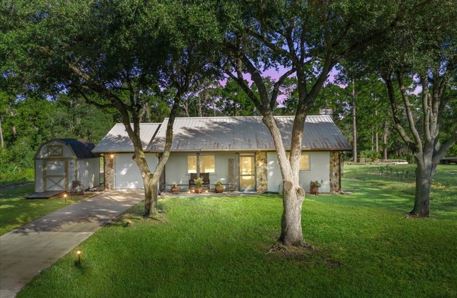 Private Home- Hot Tub-Fire pit-Dock-Lake Access