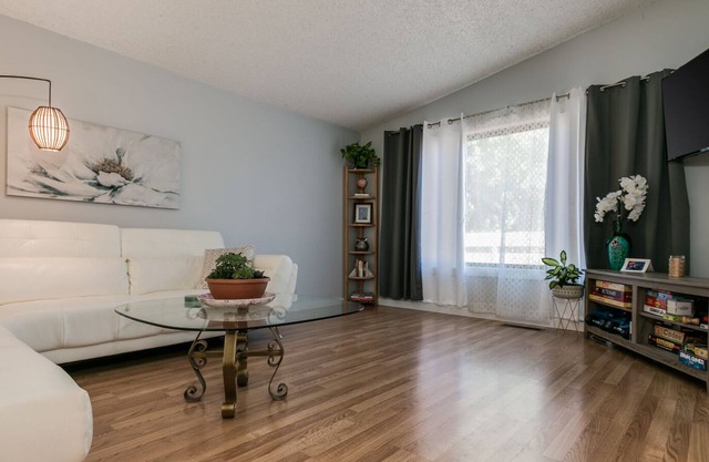 Private Home - Quiet SW Eugene