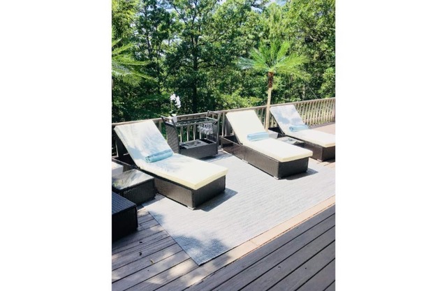 Private Home right off 430