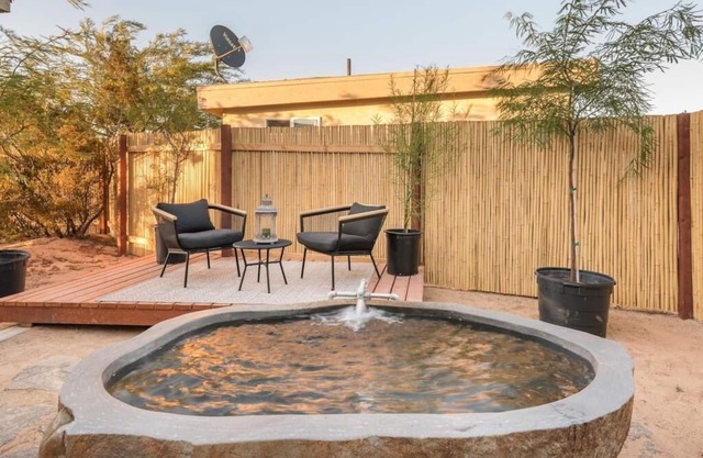 Palo Verde House mit eigener Granitwanne mit heißen Quellen