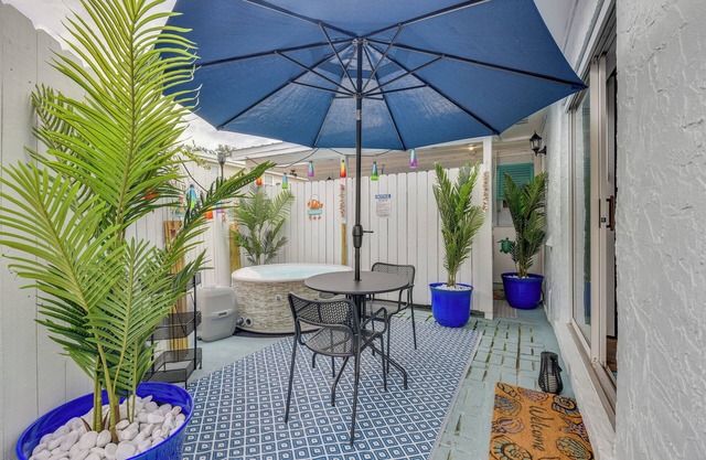 Private Hot Tub: Fort Walton Beach Bungalow!