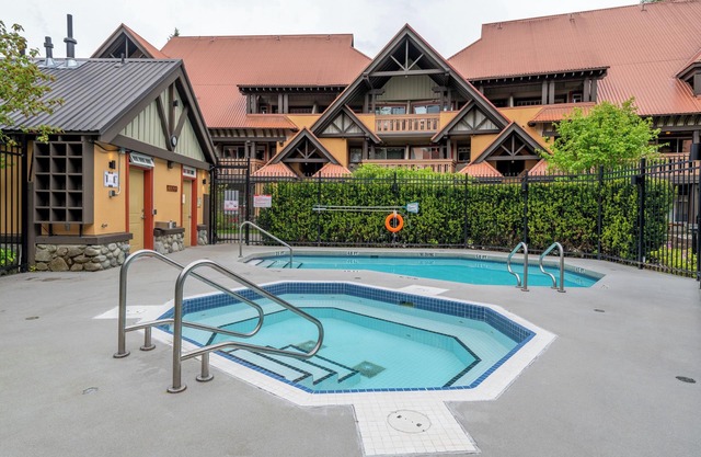 Private Hot Tub | BBQ | Pool | A/C | Free Parking | Renovated | Whistler Village