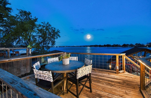 Private Suite direkt am See am Lake Granbury in der Nähe der Innenstadt!