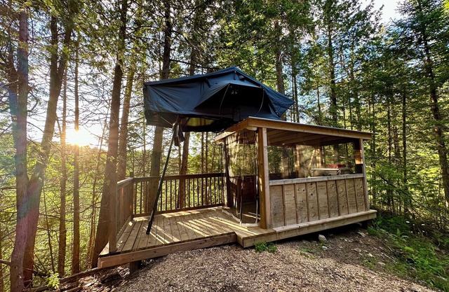 Private Lake Glamping on 95 Acres, Rooftop Tent in Pristine Natural Setting