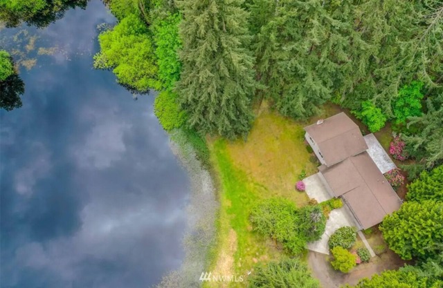 Private Lake House