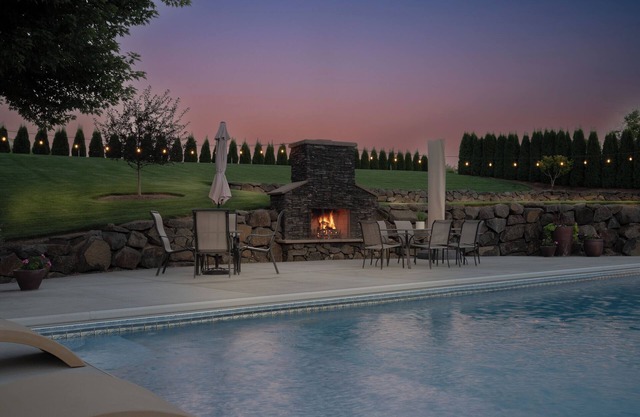 Private luxury in beautiful Yakima wine and hop country