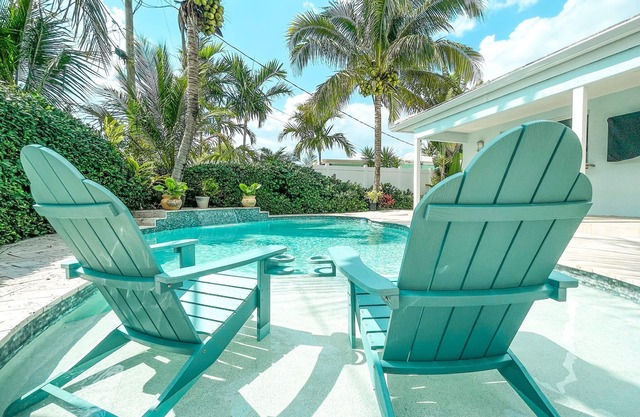 Private Luxury Oasis Minutes From The Beach w/ Private Heated Pool
